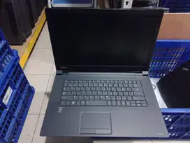 Laptop Toshiba B65 CORE i5 gen 8 RAM 8GB SSD 256GB D-WKJ