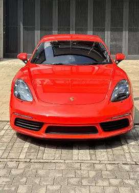 Porsche Cayman 718 Lava 
Orange 2.0 PDK 2018