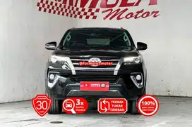 (LOW kM77rb) Toyota Fortuner VRZ 4x4 2.4 AT 2020