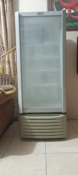 Dijual showcase merk GEA