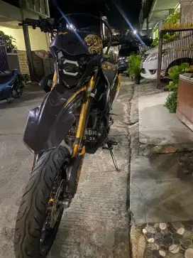 Di jual motor Crf 150 2021