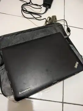 Laptop merek lenovo