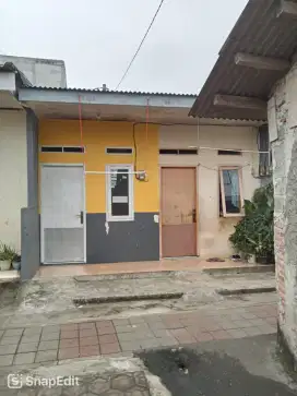 Dijual cepat kontrakan 2 pintu di Ciherang,sukatani.lokasi strategis