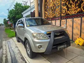 2006 Toyota Fortuner 2.7 G Plat L ibuk bisa tukar tambah sekoto