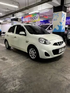 Nissan March 1.2 L AT 2015 Putih Mobil Murah Kredit Murah Tukar Tambah