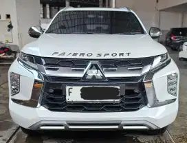 Cuma 5rban Km Mitsubishi Pajero Dakar A/T ( Matic Diesel ) 2024 Hitam