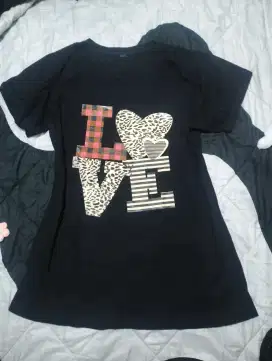 kaos hitam bergambar sablon