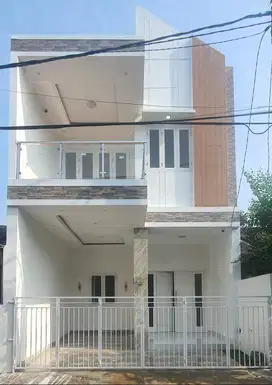 Rumah Baru Siap Huni di Kencana Loka BSD
