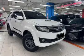 Toyota Fortuner 2.5 G VNT AT 2012