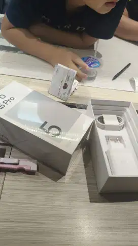 OPPO A5PRO 5G RAM 8/256GB LAYAR KUAT TAHAN AIR & DEBU