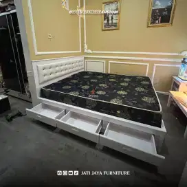Dipan laci putih / Tempat tidur laci putih / Dipan custom
