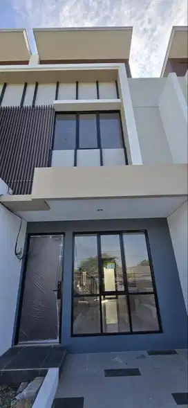 Dijual rumah Royal palm blossom cengkareng