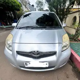 Toyota Yaris J 2009 M/T