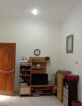Dijual rumah di perum kosambi baru, cengkareng