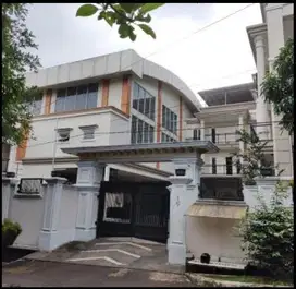 Dijual Rumah 4 lantai Bogor Nirwana Residence