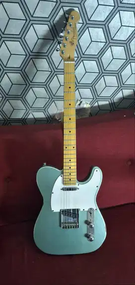 Gitar Elektrik Fender Telecaster