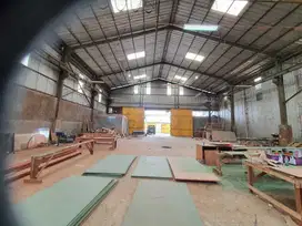 Disewakan gudang jl. Kh. Azhari - cipondoh . kAv DPR