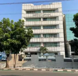 Dijual Gedung 6,5 lt + basement Jl. Pemuda, Pulogadung