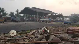 Gudang jalan raya Narogong km 9 Bojong Menteng bekasi