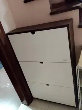 Rak sepatu 3 susun