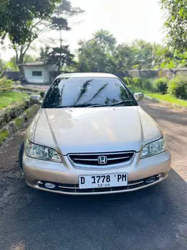 Honda Accord 2003 Bensin ISTIMEWA