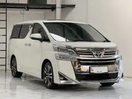 VELLFIRE 2019 ANTIK LOW KM