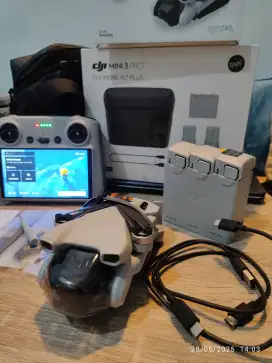 Drone DJI mini 3 RC combo plus second