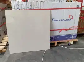 GRANIT CREAM POLOS 60X60 KUALITAS 1
