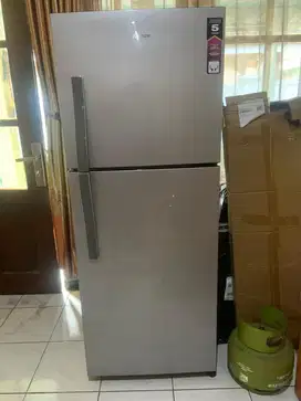 Kulkas Polytron 2 Pintu