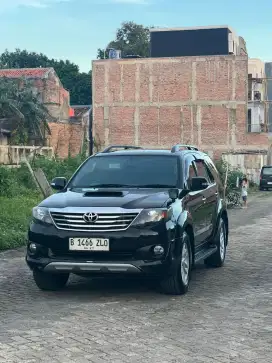 Fortuner VNT TRD AT 2012 diesel (full ori)