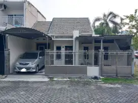 Disewakan Rumah di Pusat Kota Gresik