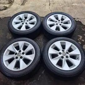 Velg dan ban r17 alphard cocok buat innova