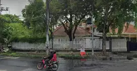 Rumah murah komersial area Jalan Raya Ambengan Surabaya pusat