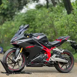 HONDA CBR250RR NON ABS BLACK 2019 KM 11K PAJAK HIDUP NO MINUS