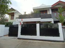 Rumah Terawat 2 Lantai Margacinta Kota Bandung
