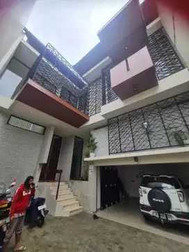 RUMAH MEWAH KEMANG JAKARTA SELATAN