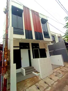 Jual Rumah Strategis Di Utan Kayu - Jakarta Timur SHM
