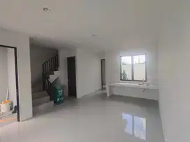 Disewakan Rumah Citra Garden Puri Cluster Alma, Jakarta Barat