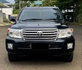 Land Cruiser Full Spec 4.5 Diesel 2014 V8 Tipe Tertinggi Cash Kredit