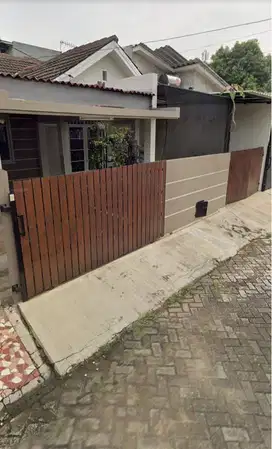 Rumah siap huni dalam Perumahan bebas banjir. Jatibening Estate