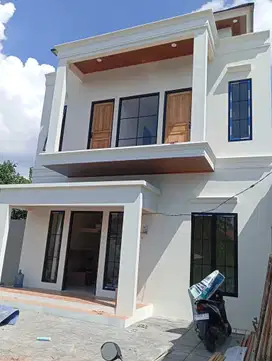 Rumah mewah 2 lantai pedurungan kidul kota semarang