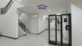 Rumah siap huni nyaman banget di Kota wisata cibubur , Nego Menarikm
