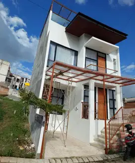 Villa private pool belakang BNS Batu