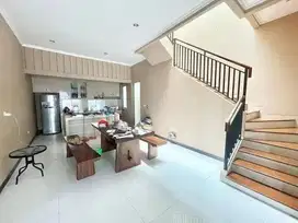 ANA Rumah uk 5x20m lokasi bagus di komplek kavling polri
