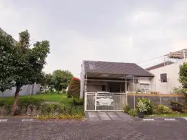 Rumah Lokasi Strategis Batununggal Indah Dalam Cluster