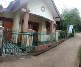 Dijual cepat rumah tanpa perantara lokasi trategis