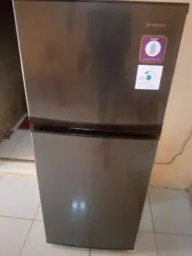 Dijual kulkas Sharp 2 pintu BU