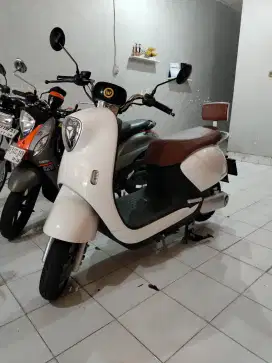 Motor listrik Wmoto neutron 2022