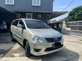 Toyota Innova 2013 Diesel E