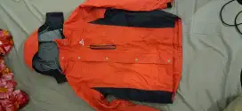 Jaket gunung eiger